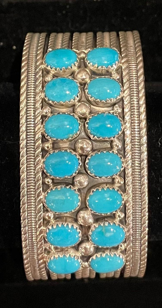 Arviso Silver 14 Turquoise Stone Bracelet